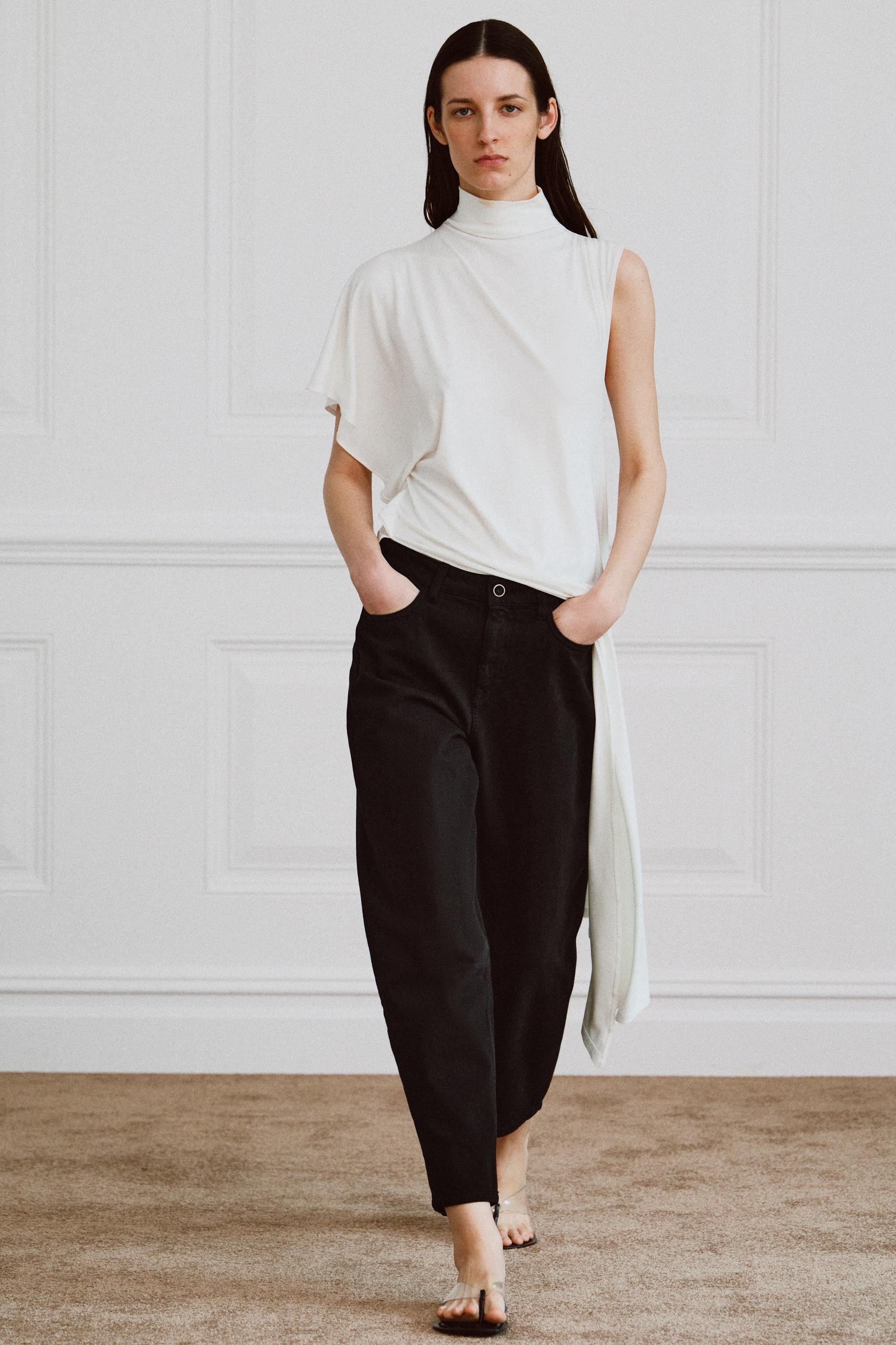 ZW COLLECTION TAPERED MID-RISE JEANS